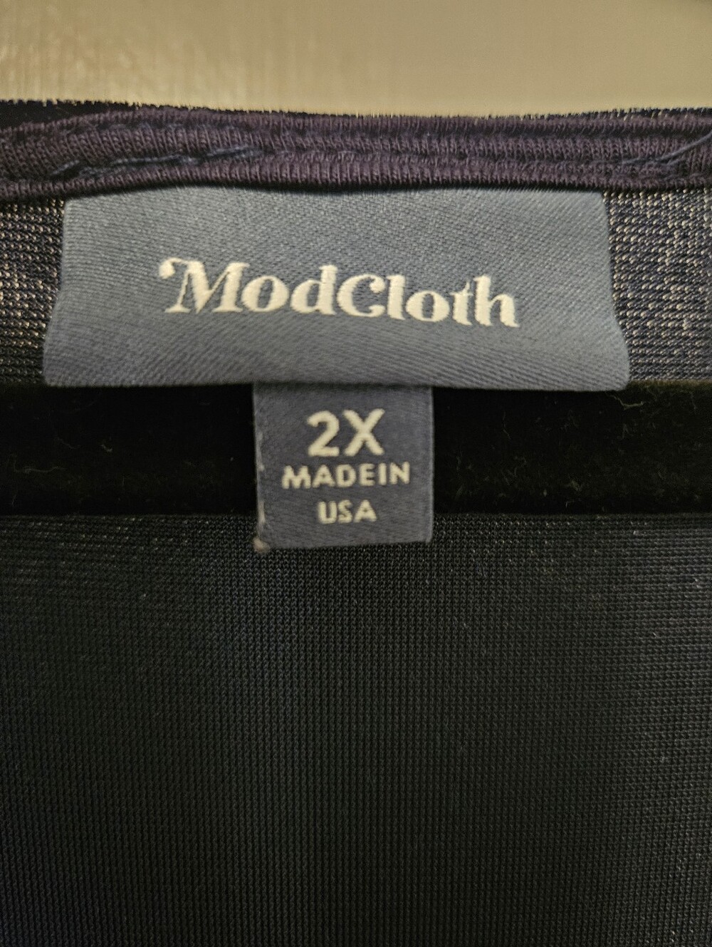 ModCloth Velvet Scoop Neck Short Sleeve Dress in Midnight Blue Women's 2x - Picture 3 of 4